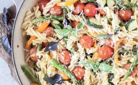 Pasta Primavera ist lecker und leicht zuzubereiten