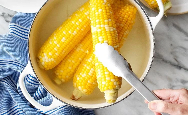 Recipe for corn with basil oil