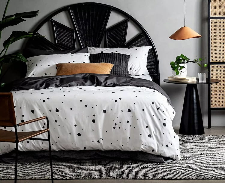 Schlafzimmer Ideen für 2022 - Akzent auf dem Kopfteil