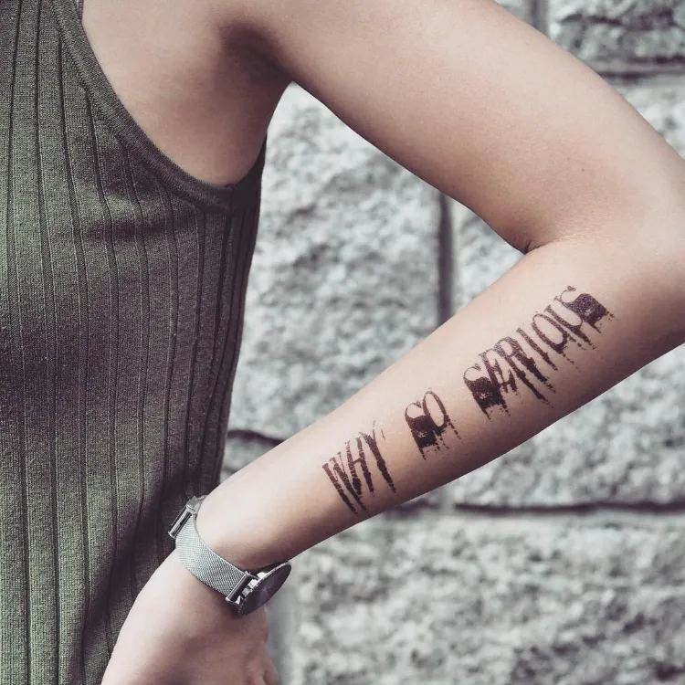 Tattoosprüche für Frauen Unterarm Tattoo Trends 2022