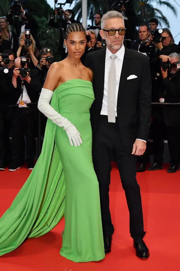 Tina Kunakey und Vincent Cassel - die modernen Outfits beim Cannes-Filmfestival 2022