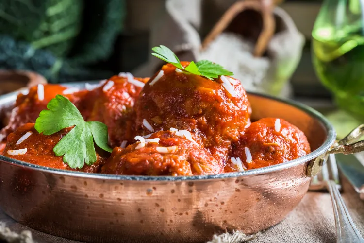 vegane Hackbällchen in Tomatensoße veganes Abendessen Rezepte