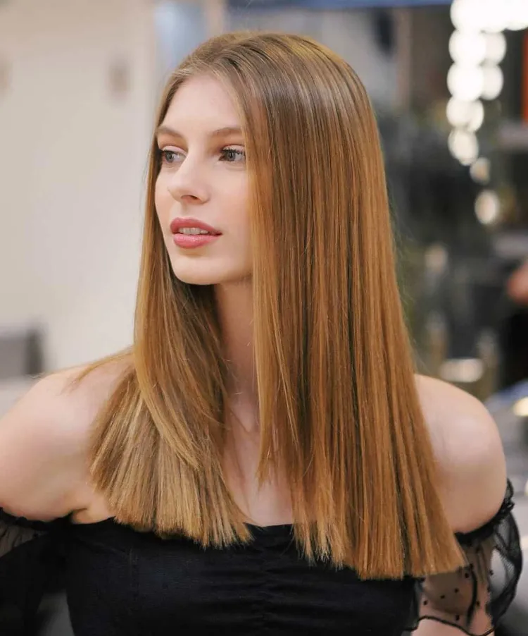 Blunt Cut Frisur für lange Haare Sommer-Haartrend 2022
