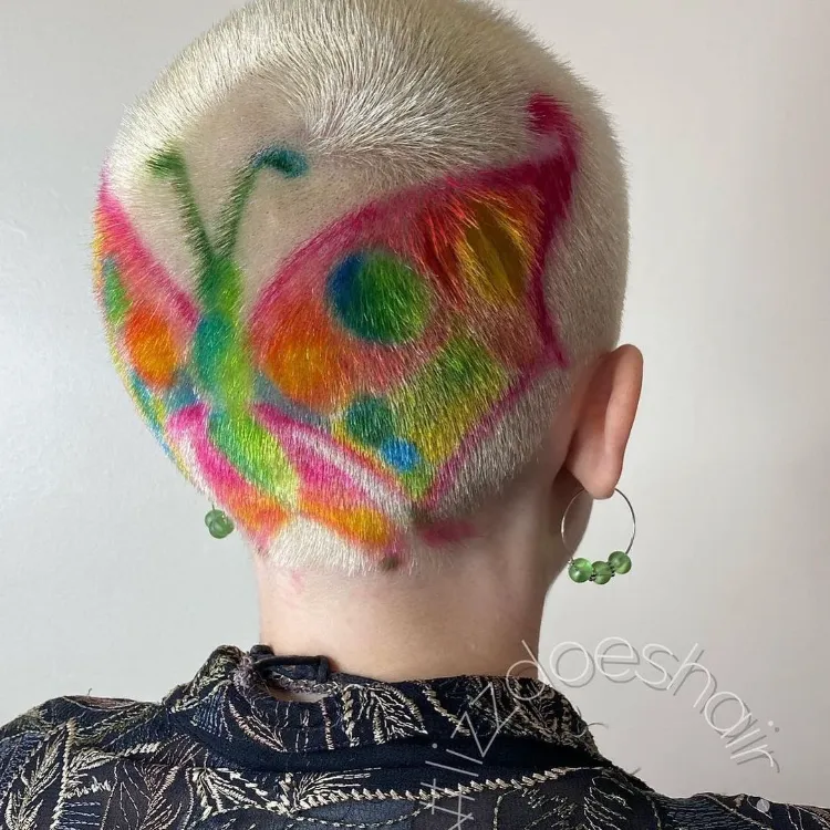 Buzz Cut Trendfrisur 2022 Festival Frisuren kurze Haare