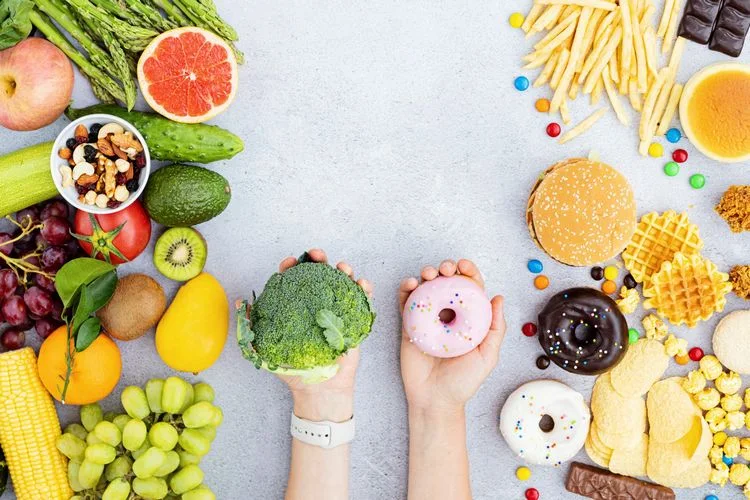 Healthy foods versus sugary and unhealthy foods