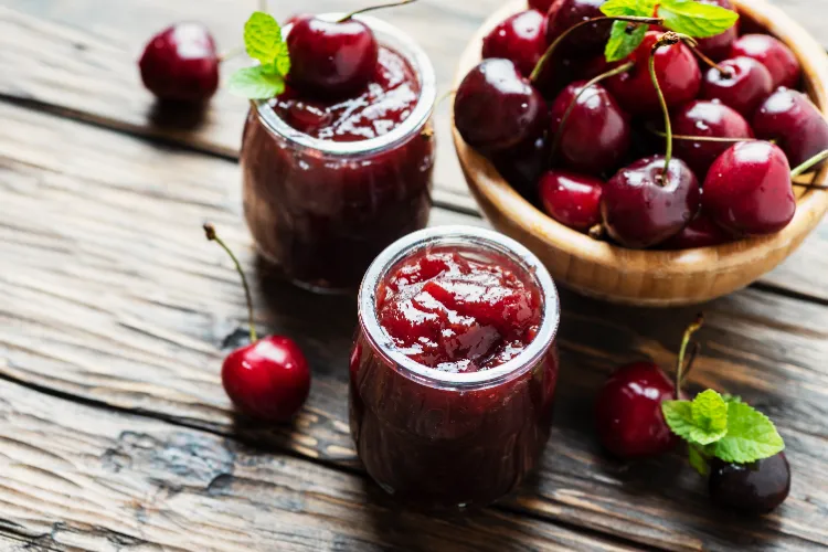 Cherry jam with red wine Recipe fruit spread from Thermomixen