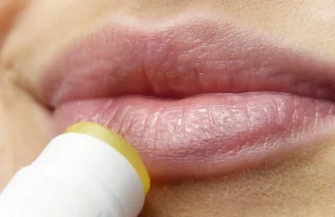 Lippenbalsam selbermachen ist eine Fähigkeit, die man ganz leicht beherrschen kann