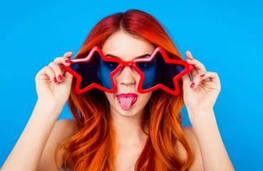 Mottoparty Idee - Sonnenbrillen-Party mit ausgefallenen Brillenrahmen