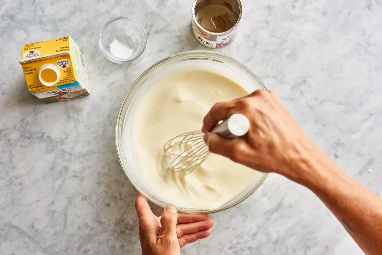Rolled Ice Cream selber machen ohne Kondensmilch Eiscreme Rezepte einfach