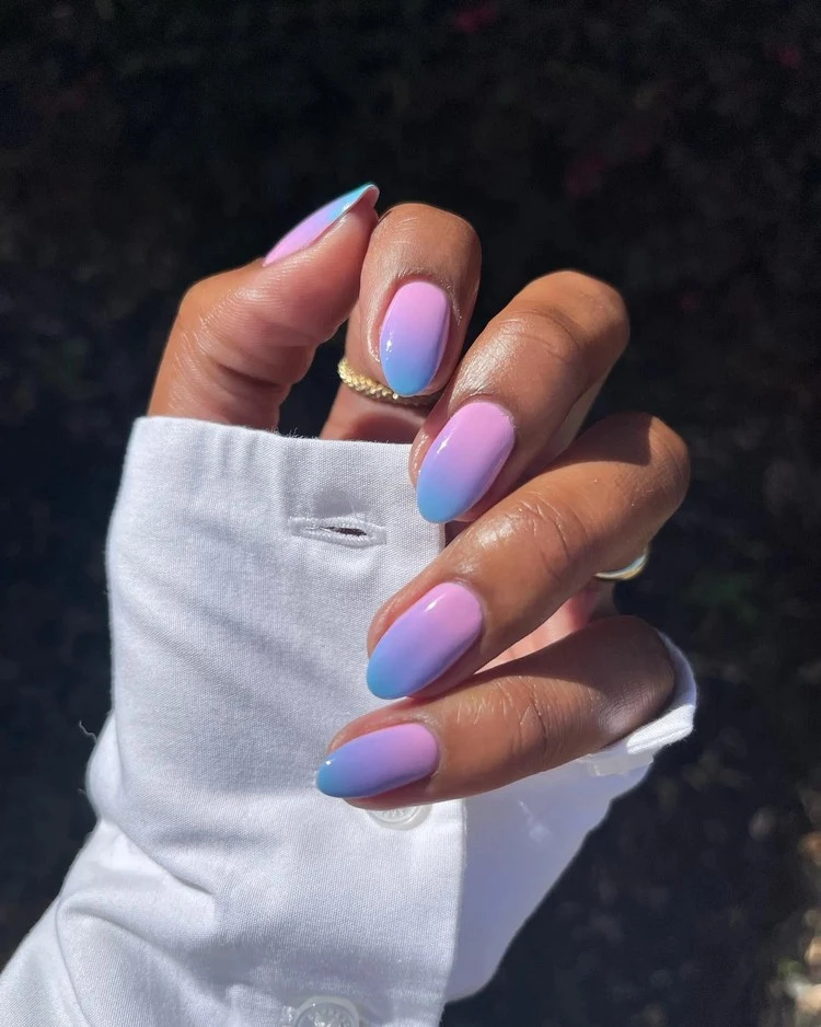 Two tone nails can come from the same family as two shades of pink or purple