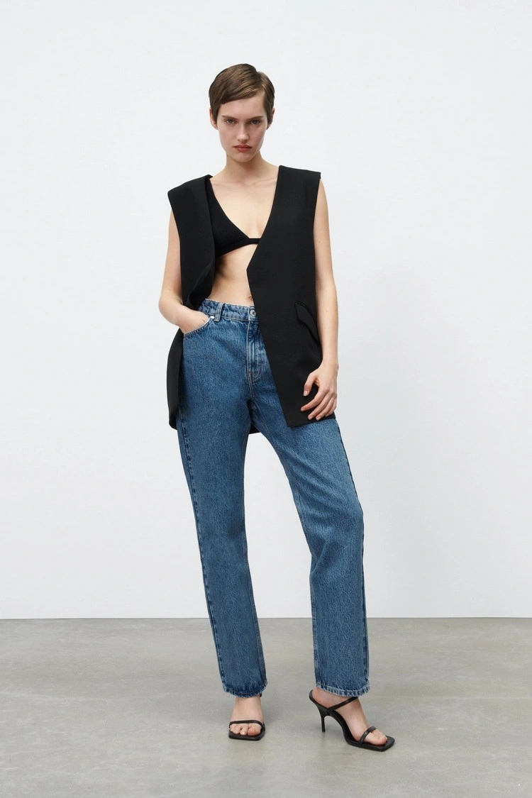 Welche Jeans bei Hip Dips - diese Modelle sind dazu ideal geeignet