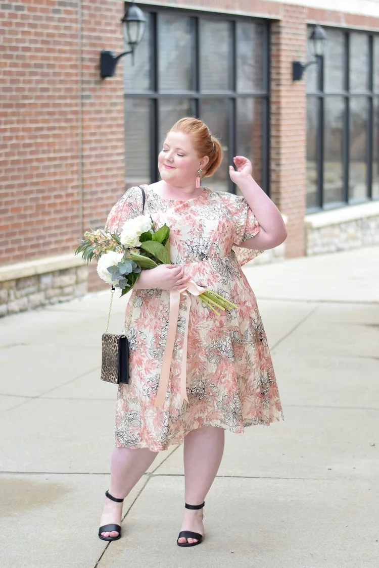 Welches Kleid zur Hochzeit als Gast Idee für Mollige