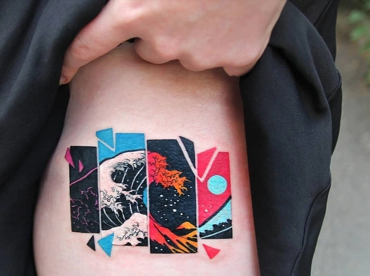 buntes surfer tattoo mit darstellung einer großen welle in verschiedenen farbtönen und formen