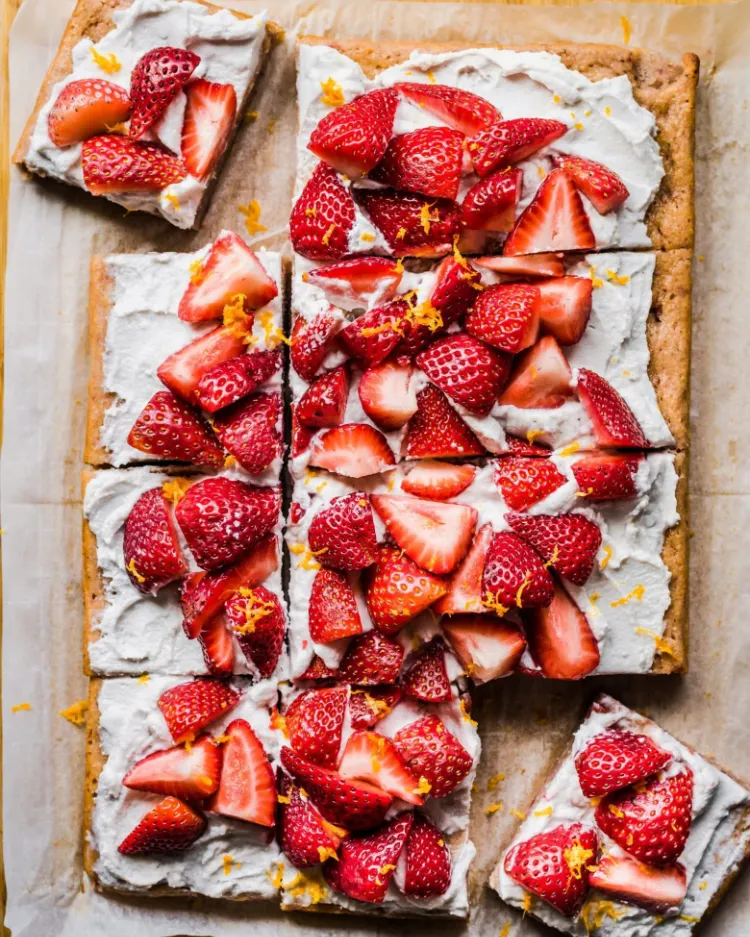 gesunder Erdbeerkuchen vom Blech ohne Zucker Erdbeeren Rezepte Kuchen