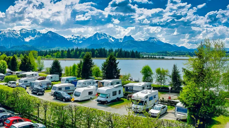 Campingplatz Hopfensee Sommerurlaub mit Hund die schönsten campingplätze deutschlands am Seen