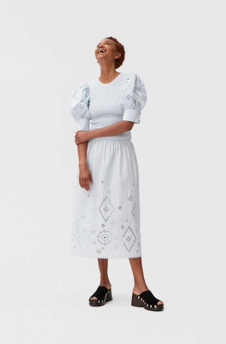 Feminine bohemian maxi dress with embroidery and round neckline