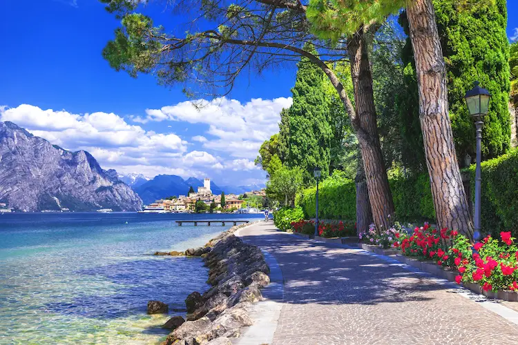Genießen Sie Ihre Sommerferien 2022 in Garda, Italien