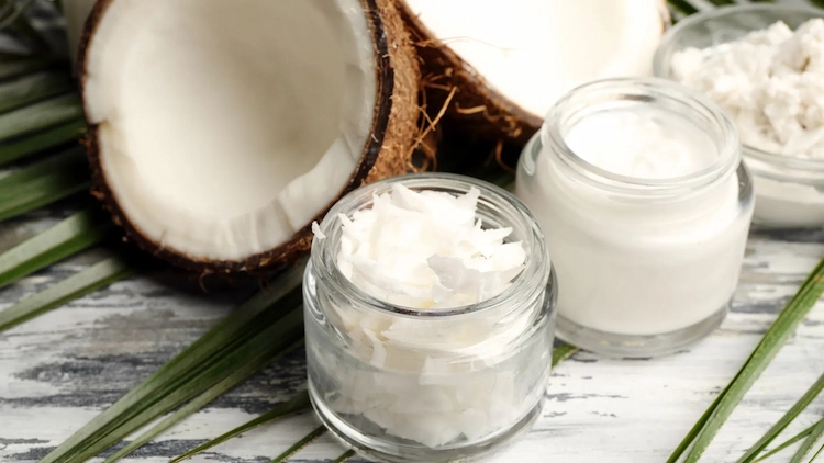 Kokosnussöl kann dazu beitragen, Entzündungen zu verringern