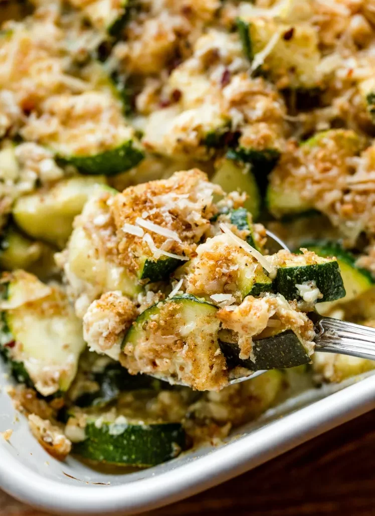 Low Carb Feta Zucchini Auflauf abnehmen gesunde schnelle Sommergerichte