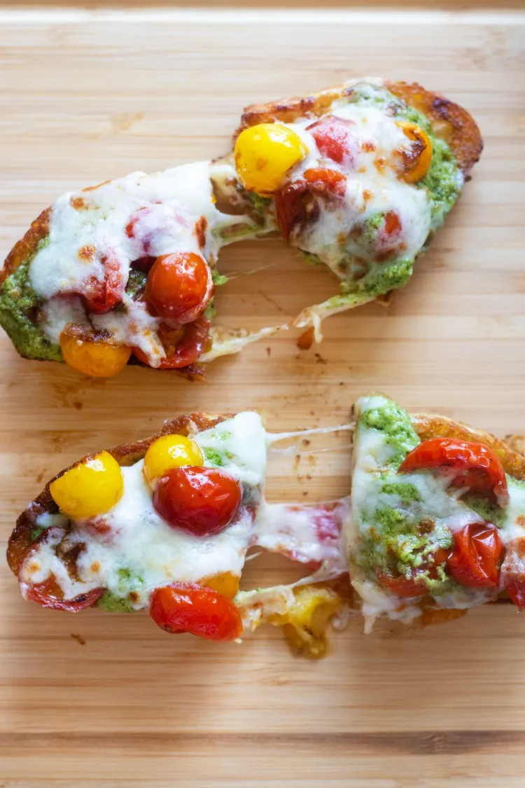 Pizza toast recipe quick summer dishes dinner
