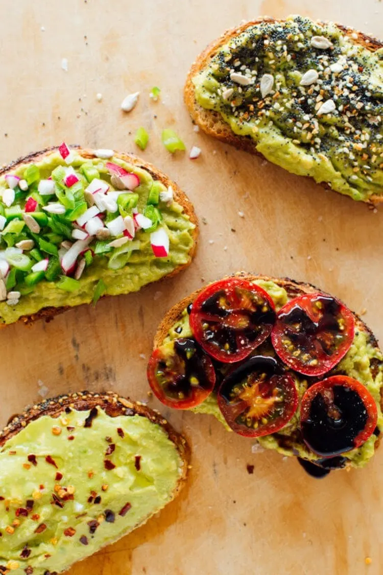 You are looking for a healthy snack for your children - So try an avocado toast recipe