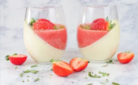 Sommer-Dessert Idee vegan mit Erdbeeren und Agar Agar