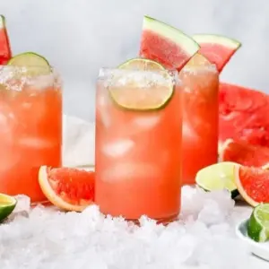 Wassermelonen-Cocktail für den Sommer - das beste Rezept für einen frischen, schnellen Drink