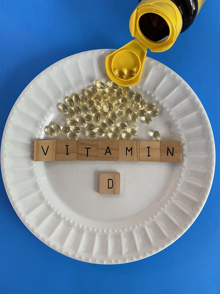 ernährungsstrategie bei vitaminmangel mit nahrungsergänzungsmittel als kapseln vitamin d