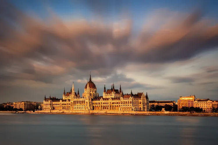 günstige Urlaubsziele 2022 Ungarn Urlaub Budapest Städtetrip