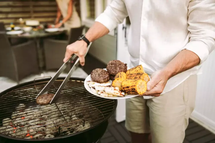 wie Grillrost reinigen Fehler beim Grillen vermeiden