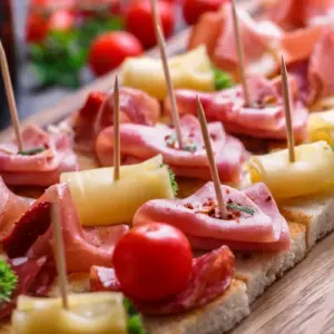 3 Zutaten Snacks Rezepte herzhaft Parmesan Häppchen einfach