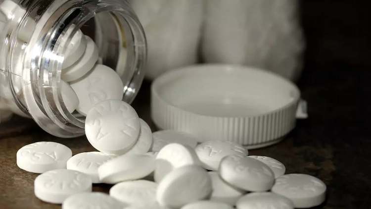 Aspirin besteht aus Salicylsäure, einem häufigen Bestandteil von rezeptfreien Warzenmitteln