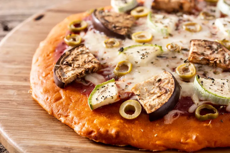 Egg Zucchini on Pizza Vegetarian Dinner Recipe