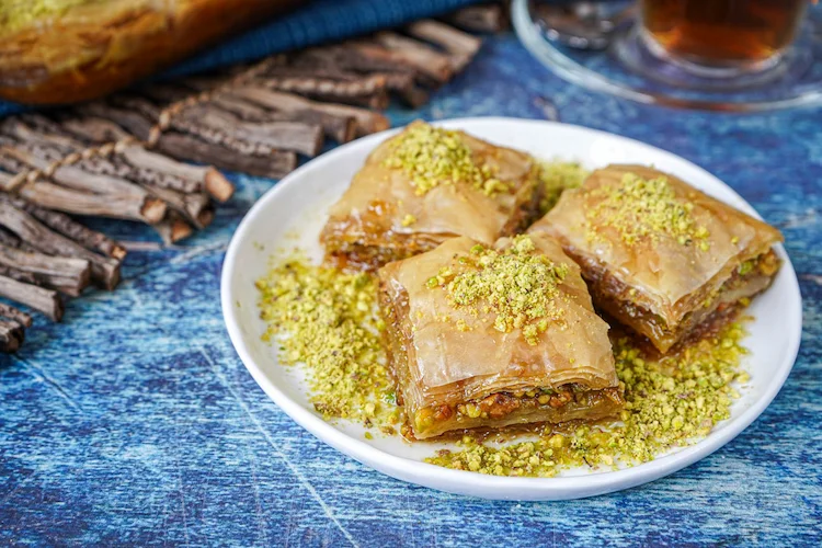 Make your own baklava recipe - a real treat at any time with a delicious Turkish dessert