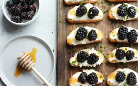 Brombeeren Rezepte - Bruschetta mit Ricotta, Honig und Basilikum