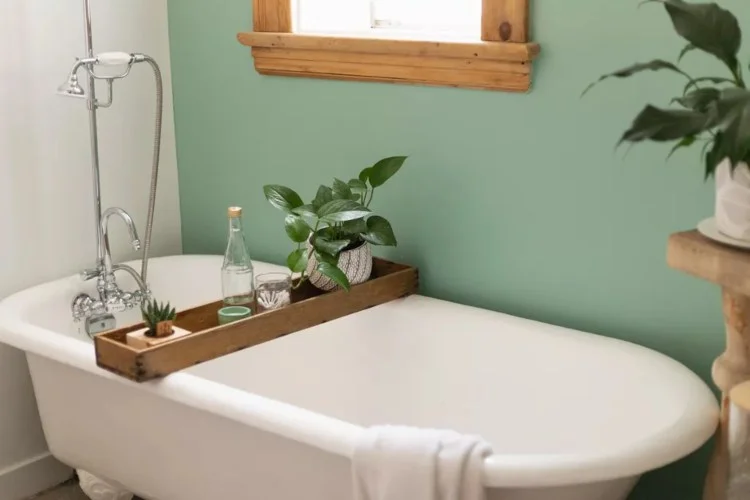 Emaille Badewanne säubern mit Hausmitteln wie Backpulver