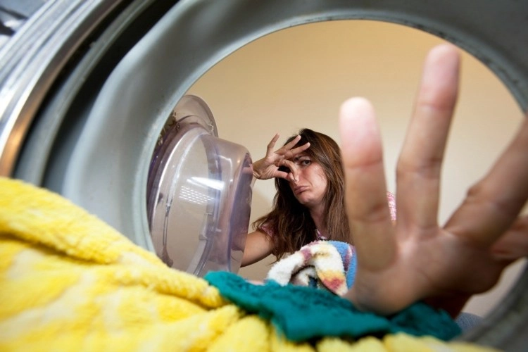 Waschmaschine Gerüche entfernen und entkalken Tipps
