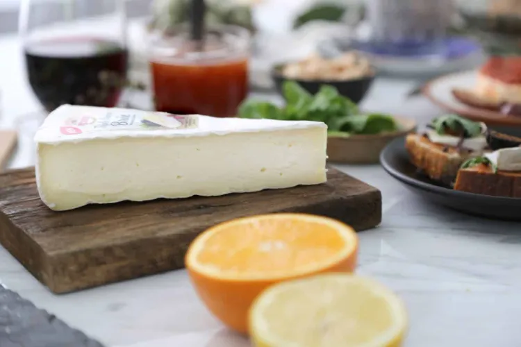 kann man Brie Käse einfrieren wie Weichkäse im Kühlschrank aufbewahren