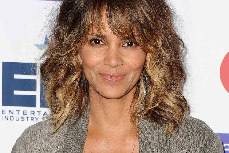 Halle Berry Shaggy Bob Frisur welche Haarschnitte machen jünger