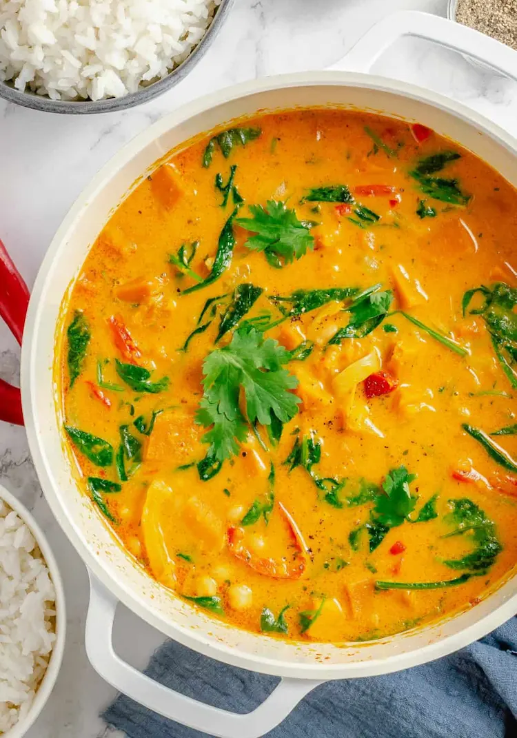 Probieren Sie das originelle Rezept für Kürbis Curry