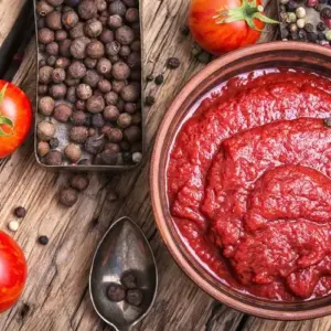 Tomatenketchup selber machen - die besten Rezepte für Sauce ohne Zucker, aus frischen Tomaten oder Tomatenmark