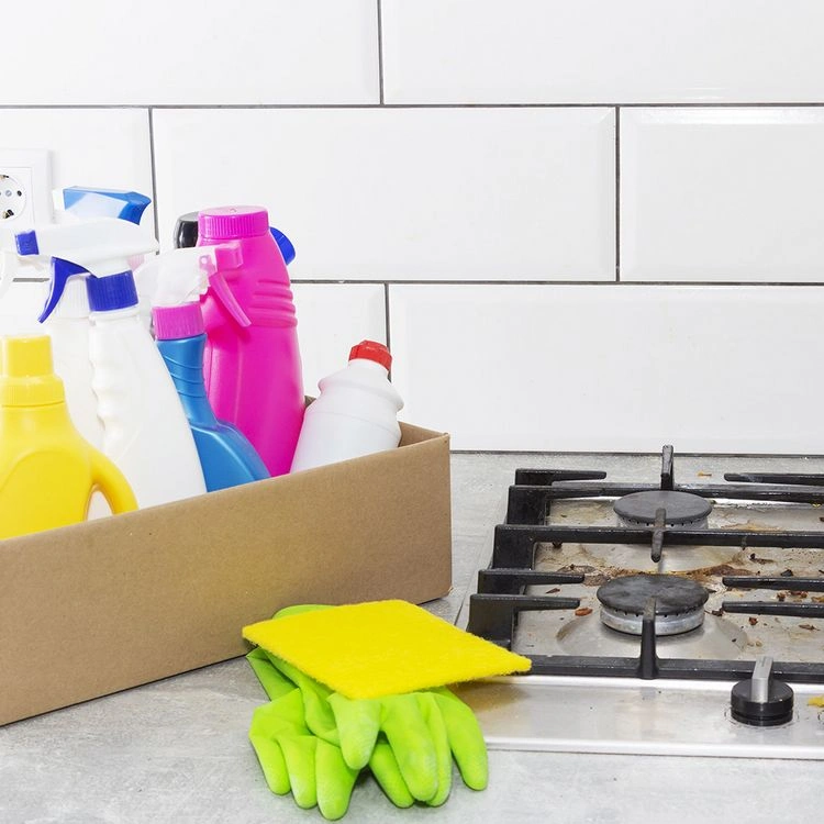 Was Sie nicht zum Reinigen Ihres Kochfeldes verwenden sollten