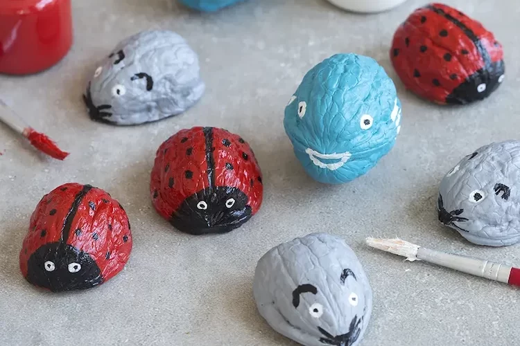 Basteln mit Walnüssen - farbenfrohe und spannende DIY-Projekte für Kinder