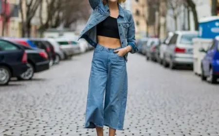 Die trendigen Wide-Leg Jeans müssen eine leichte A-Linie haben