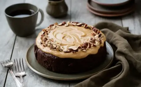 Haselnusskuchen backen mit Kaffee, Kakao und Frosting