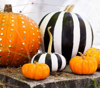 Kürbis Deko ohne Schnitzen selber machen zu Halloween mit diesen einfachen, farbenfrohen Bastelideen