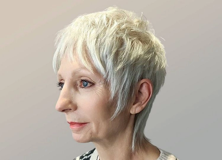 Pixie Shag Cut für Damen ab 50 und 60 - peppige Frisuren