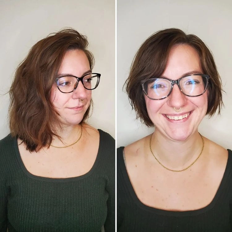 Bixie Frisur mit Brille für jüngere Damen