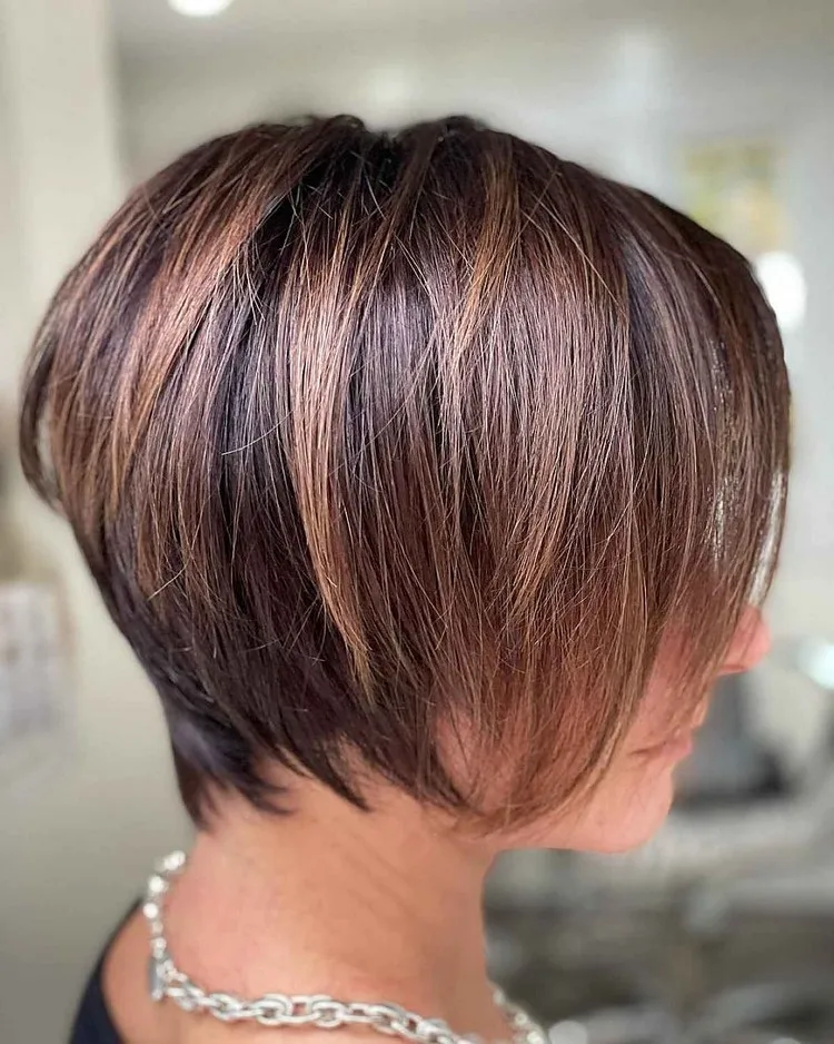 Bixie Frisuren - Brünette Option für feines Haar