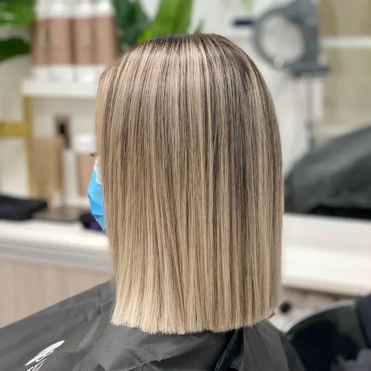 Blunt Cut Trendfrisur kurze Haare größte Haartrends 2022